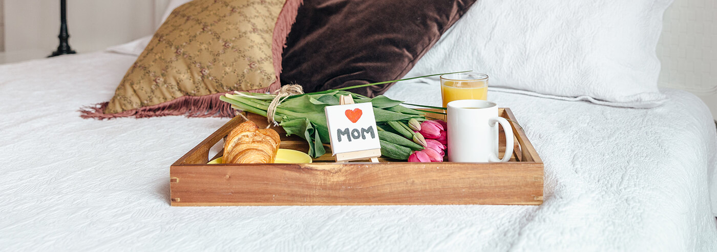 http://ca.latestbuy.com/cdn/shop/collections/a-tray-of-breakfast-for-mom.png?v=1692795321