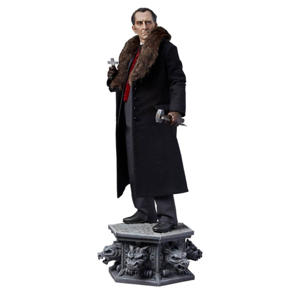 Dracula Van Helsing Premium Format Statue